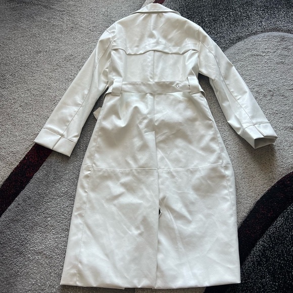 Fashion Nova White Faux Leather Martinis In The City Trench Coat - Picture 12 of 13